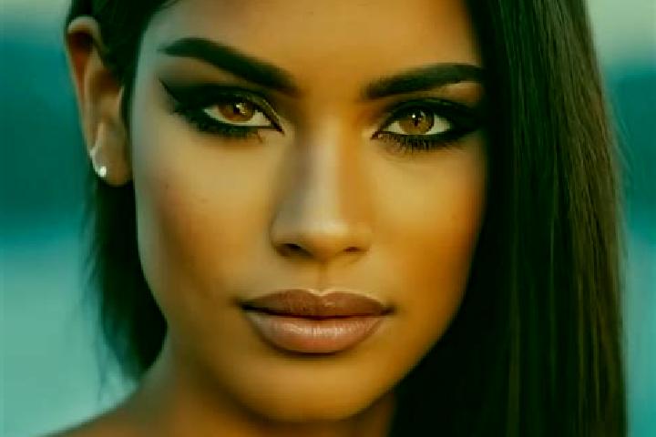 Ariana, 36, a black grey-eyed latina companion based in Slobodyshche. Offering Domination, 69, A-Level. Available for incall and outcall, day and evening dates.