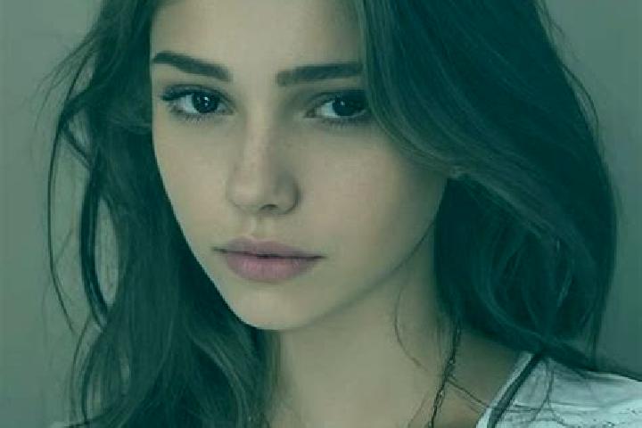 Ariana, 36, a brunette brown-eyed slavic companion based in Marabadjassa. Offering GFE, Couples, Prostate Massage, Girlfriend Experience. Available for incal...