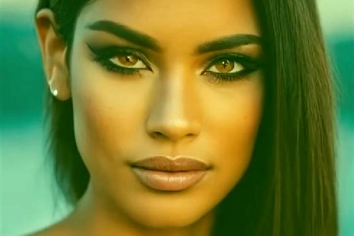 Ariana, 36, a brunette dark-eyed latina companion based in Loksa. Offering A-Level, Overnight, Travel Companion, 69. Available for incall and outcall, overni...