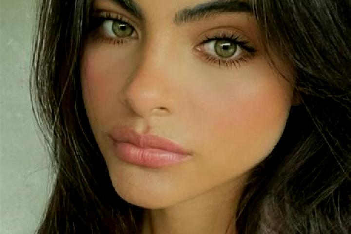 Ariana, 36, a brunette green-eyed ebony companion based in Shabian. Offering CIM, Couples, Travel Companion. Available for incall and outcall, day and evenin...
