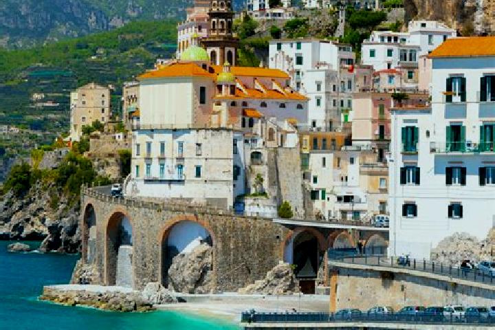 Ariana, 36 — Escort in Bibbona, Italy
