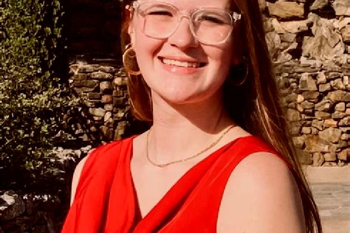 Ariana, 36 — Escort in Cullowhee, United States