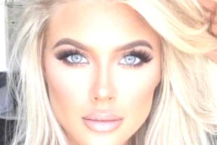 Ariana, 37, a platinum blonde dark-eyed mixed companion based in Shenji. Offering Massage, A-Level, Dinner Date. Available for incall and outcall, overnight ...