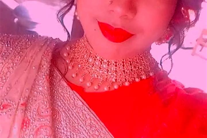 Ariana, 37 — Escort in Paotana Hat, Bangladesh