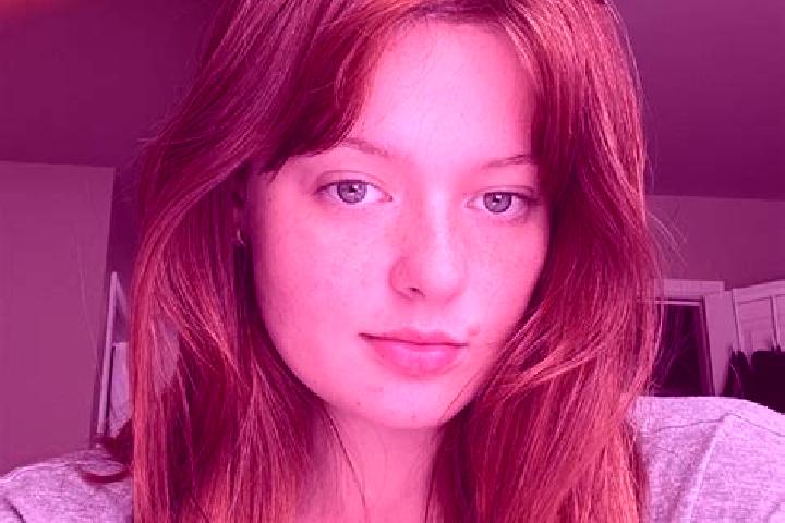 Ariana, 38, a auburn grey-eyed indian companion based in Courmayeur. Offering Domination, A-Level, Prostate Massage. Available for incall and outcall, day an...