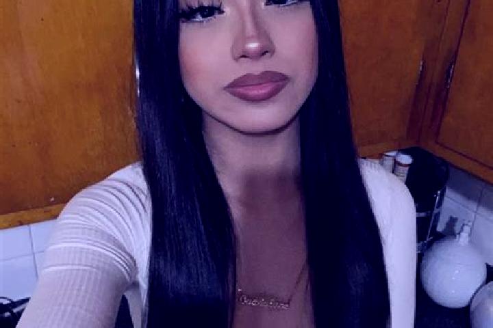 Ariana, 38, a black grey-eyed latina companion based in San Silvestro. Offering Roleplay, Fetish, Travel Companion, Couples. Available for incall and outcall...