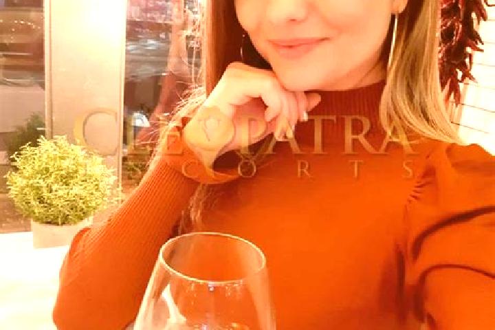 Ariana, 38, a red amber-eyed mediterranean companion based in El Masnou. Offering GFE, Dinner Date, Domination, OWO. Available for incall and outcall, overni...