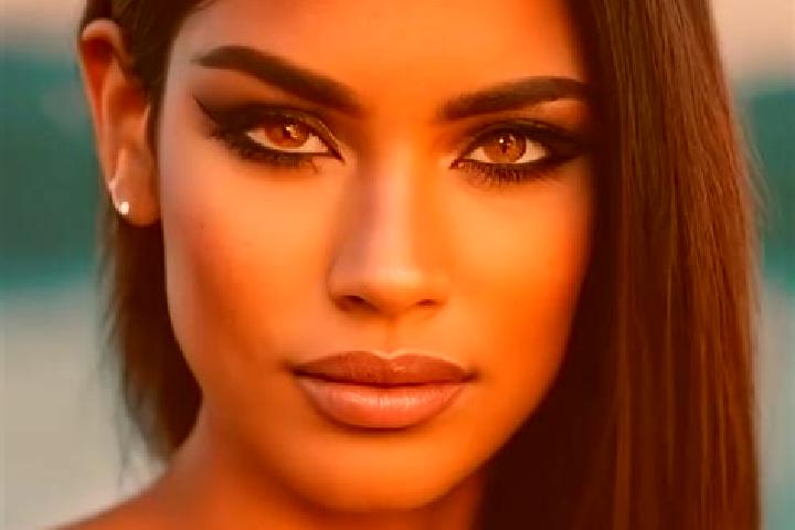 Ariana, 38, a red hazel-eyed latina companion based in Tecolotlan. Offering BDSM, Overnight, Tantra. Available for incall and outcall, overnight bookings ava...