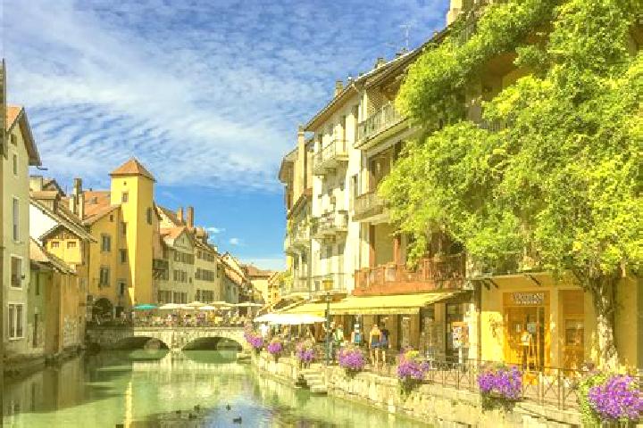 Ariana, 39 — Escort in Asques, France