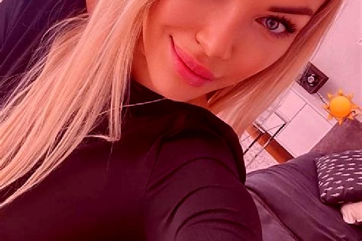 Ariana, 39 — Escort in Praskolesy, Czech Republic