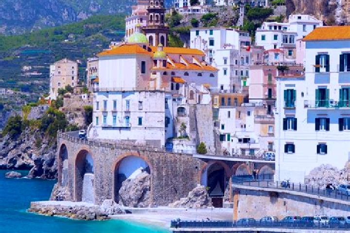 Ariana, 39 — Escort in Toano, Italy