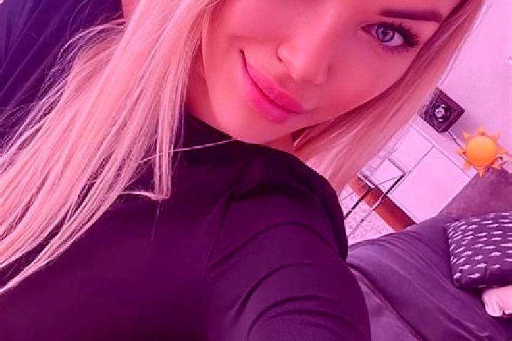 Ariana, 39 — Escort in Tymakov, Czech Republic