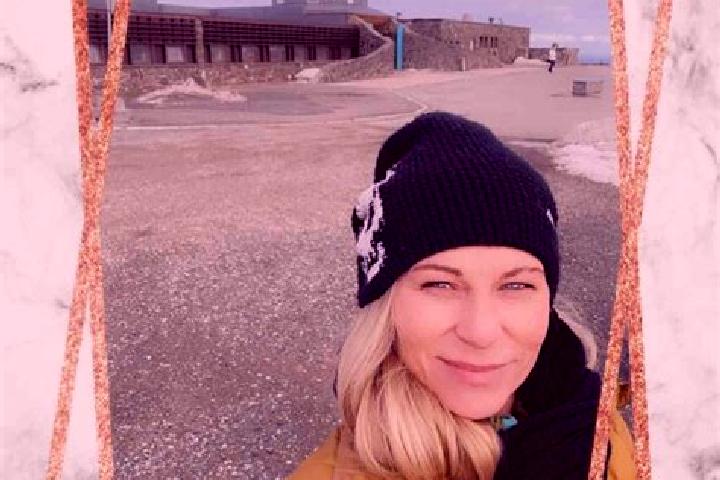 Ariana, 39 — Escort in Vang, Norway
