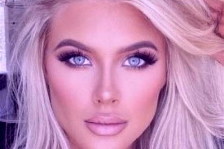 Aubrey, 20, a platinum blonde amber-eyed indian companion based in Kiritsy. Offering Duos, A-Level, Massage, CIM. Available for incall and outcall, day and e...