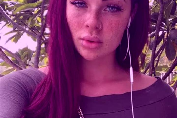 Aubrey, 20, a red blue-eyed caribbean companion based in Crai Nou. Offering Overnight, Couples, Fetish, Dinner Date. Available for incall and outcall, overni...