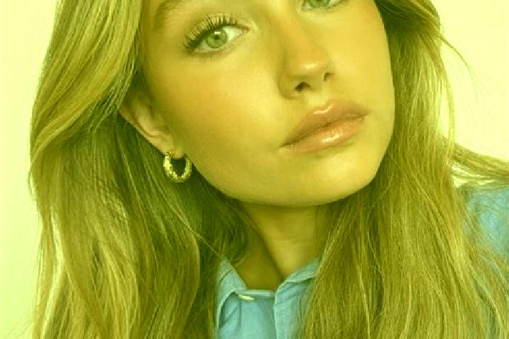 Aubrey, 21, a dark blonde green-eyed mixed companion based in Boissy-le-Cutte. Offering Prostate Massage, CIM, Roleplay, Erotic Massage. Available for incall...