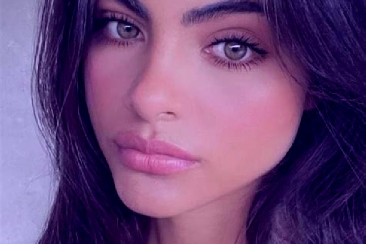 Aubrey, 22, a brunette green-eyed middle eastern companion based in Sanying. Offering Massage, Striptease, BDSM, Couples, Tantra. Available for incall and ou...