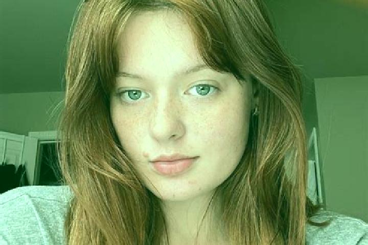 Aubrey, 22, a chestnut blue-eyed mixed companion based in San Pedro de la Paz. Offering OWO, 69, Party Girl, Domination. Available for incall and outcall, ov...