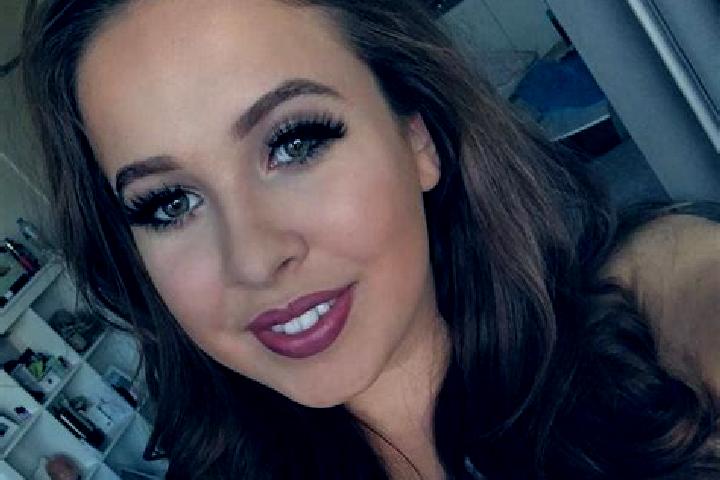 Aubrey, 22, a red dark-eyed mediterranean companion based in Great Bentley. Offering A-Level, Prostate Massage, Party Girl. Available for incall and outcall,...