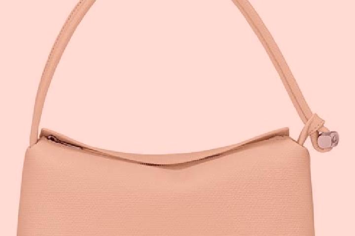 Aubrey, 22 — Escort in Roseau, United States