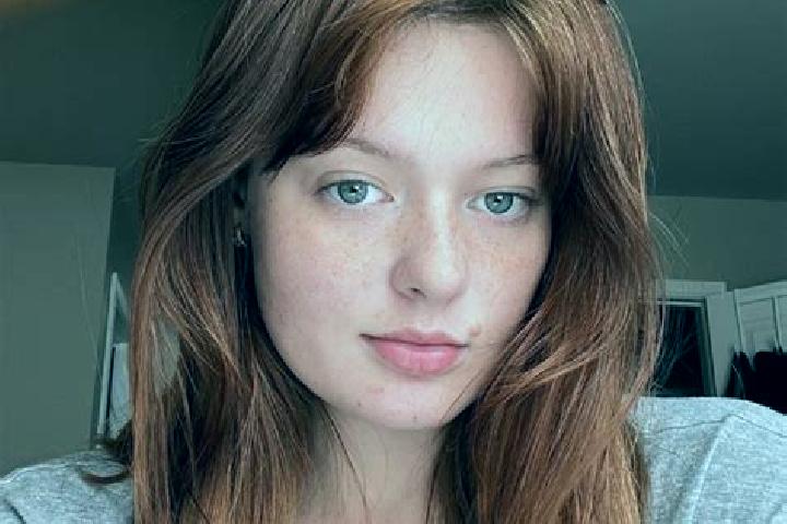 Aubrey, 23, a auburn amber-eyed european companion based in Valderoy. Offering OWO, CIM, Erotic Massage. Available for incall and outcall, overnight bookings...