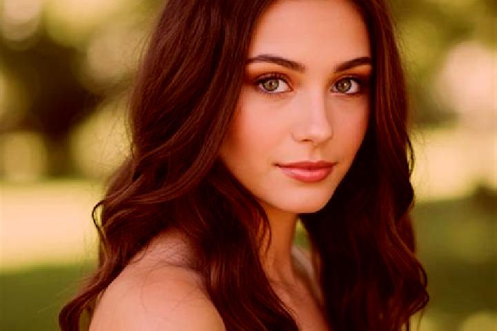 Aubrey, 23, a brunette hazel-eyed indian companion based in Lucena de Jalon. Offering 69, OWO, GFE. Available for incall and outcall, day and evening dates.