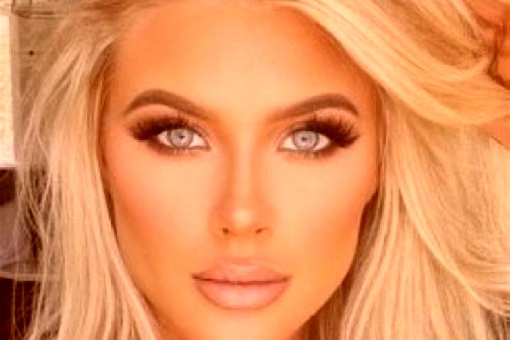 Aubrey, 23, a platinum blonde amber-eyed indian companion based in Raniganj. Offering Prostate Massage, A-Level, Massage, CIM. Available for incall and outca...