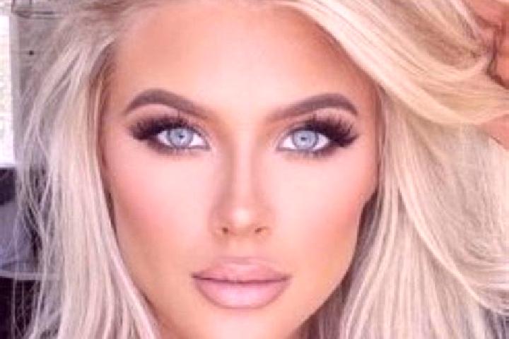 Aubrey, 23, a platinum blonde amber-eyed mediterranean companion based in Chapar. Offering Erotic Massage, Tantra, Party Girl. Available for incall and outca...