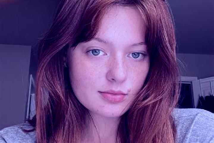 Aubrey, 23, a red green-eyed european companion based in Mahroni. Offering GFE, A-Level, Overnight, Girlfriend Experience. Available for incall and outcall, ...