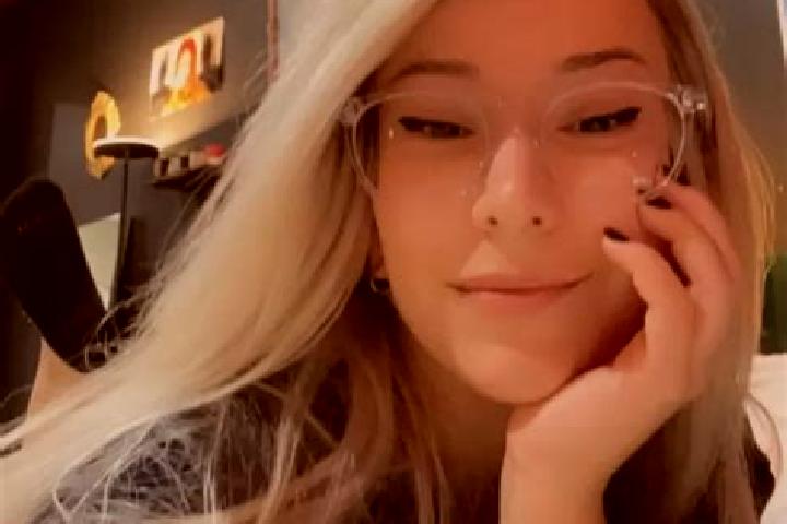 Aubrey, 24, a dark blonde brown-eyed mixed companion based in Brandys nad Labem-Stara Boleslav. Offering Fetish, Couples, Dinner Date. Available for incall a...