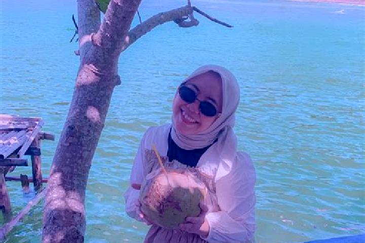 Aubrey, 24 — Escort in Kroya, Indonesia