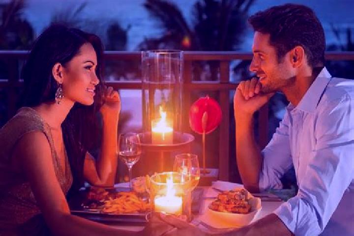 Aubrey, 25, a auburn grey-eyed latina companion based in Huangpo. Offering Couples, Dinner Date, Deep French Kissing, Tantra. Available for incall and outcal...