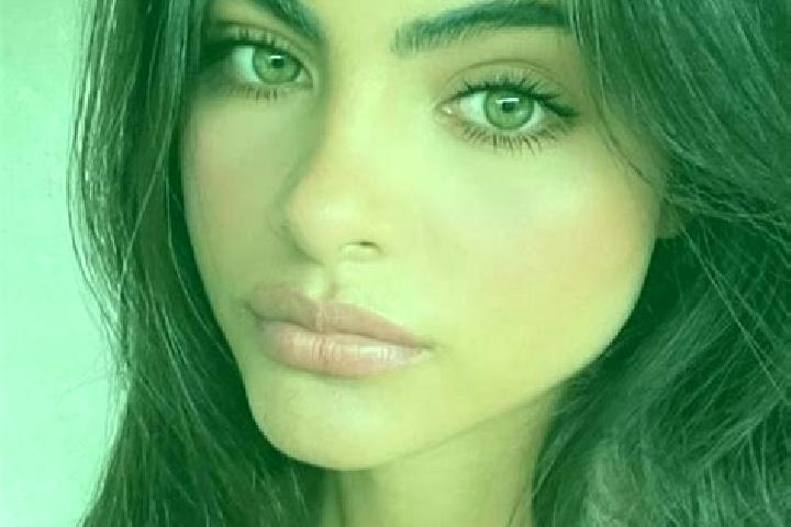 Aubrey, 25, a black dark-eyed indian companion based in Chaslivtsi. Offering Dinner Date, CIM, Prostate Massage, Massage, BDSM. Available for incall and outc...