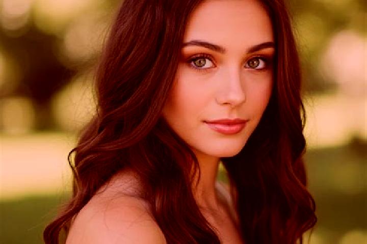Aubrey, 25, a brunette hazel-eyed latina companion based in Marugan. Offering GFE, Dinner Date, OWO. Available for incall and outcall, day and evening dates.