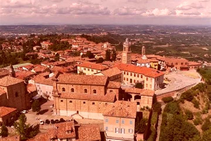 Aubrey, 25 — Escort in La Morra, Italy