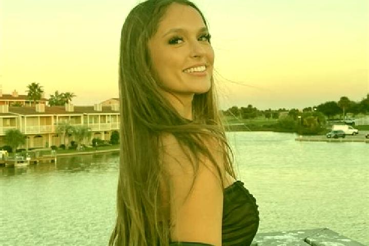 Aubrey, 25 — Escort in Pearland, United States