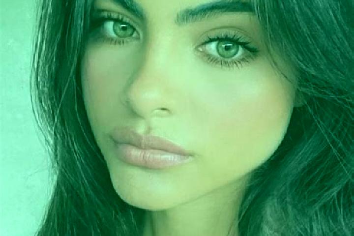 Aubrey, 26, a brunette green-eyed middle eastern companion based in Edd. Offering OWO, Couples, Girlfriend Experience, Party Girl. Available for incall and o...