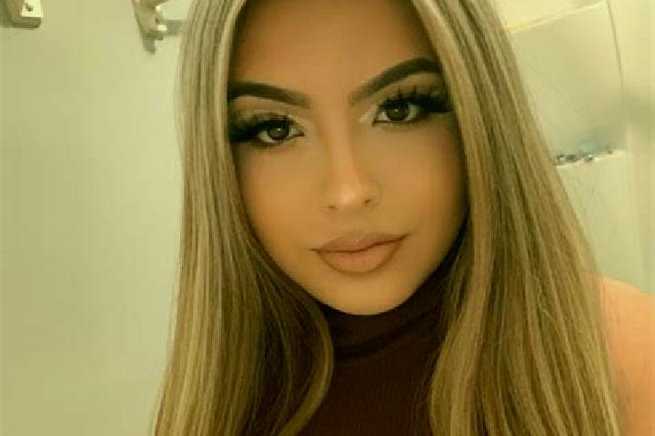 Aubrey, 27, a blonde amber-eyed latina companion based in Oberrot. Offering Tantra, Erotic Massage, GFE. Available for incall and outcall, day and evening da...