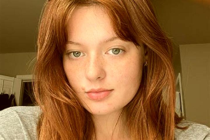 Aubrey, 28, a red grey-eyed caucasian companion based in Peris. Offering Erotic Massage, OWO, Striptease, A-Level, Girlfriend Experience. Available for incal...