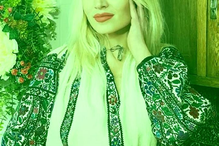 Aubrey, 28 — Escort in Kitsman, Ukraine