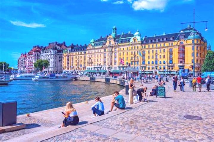 Aubrey, 28 — Escort in Sunningen, Sweden