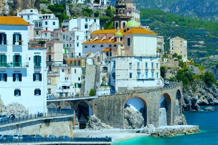 Aubrey, 29 — Escort in Jesi, Italy