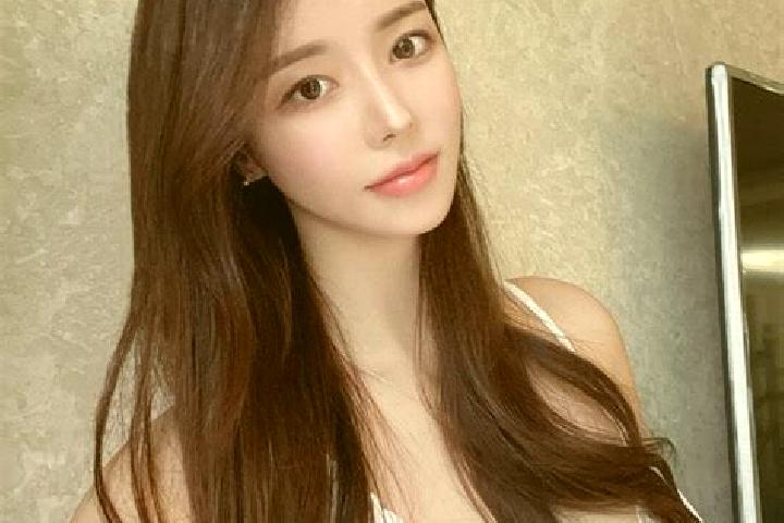 Aubrey, 29 — Escort in Shitun, China