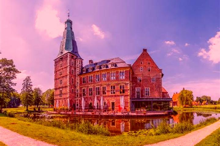 Aubrey, 31 — Escort in Lohmar, Germany