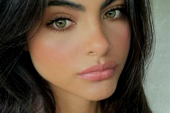 Aubrey, 32, a red green-eyed indian companion based in Marschacht. Offering GFE, Domination, Travel Companion, Prostate Massage. Available for incall and out...