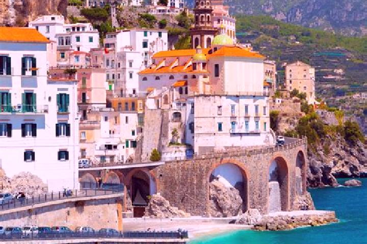 Aubrey, 32 — Escort in Andorno Cacciorna, Italy