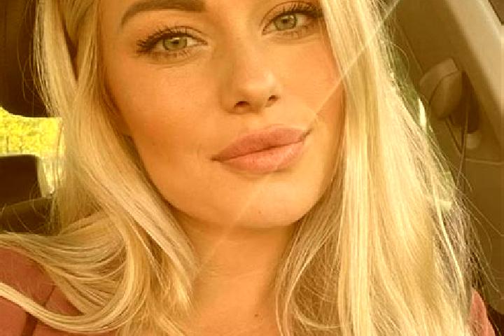 Aubrey, 33, a blonde hazel-eyed asian companion based in Fortuna Foothills. Offering OWO, Deep French Kissing, Travel Companion. Available for incall and out...