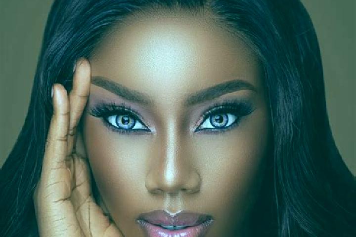 Aubrey, 33, a chestnut blue-eyed ebony companion based in Ayase. Offering GFE, Girlfriend Experience, Overnight, Tantra. Available for incall and outcall, da...