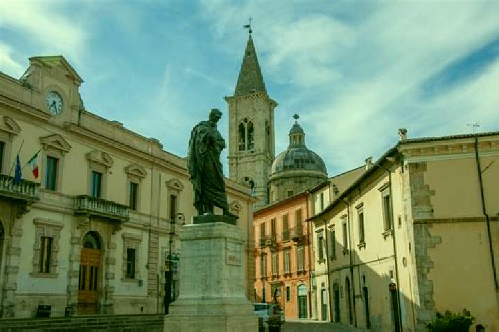 Aubrey, 33 — Escort in San Salvo, Italy