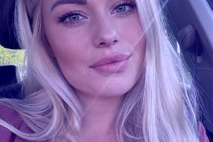 Aubrey, 34, a blonde hazel-eyed slavic companion based in Purani. Offering Domination, BDSM, Couples, A-Level, Girlfriend Experience. Available for incall an...